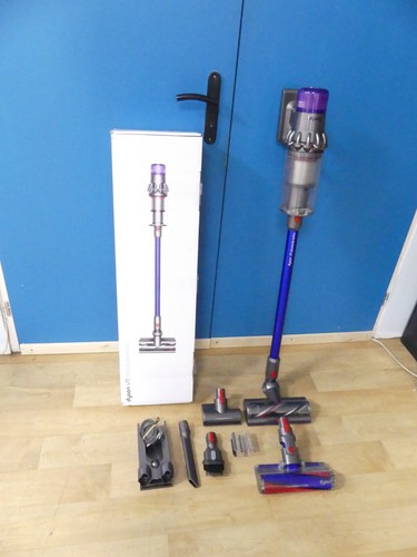 Aspirateur balai dyson - aspirateur,