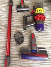 Aspirateur balais Dyson V10